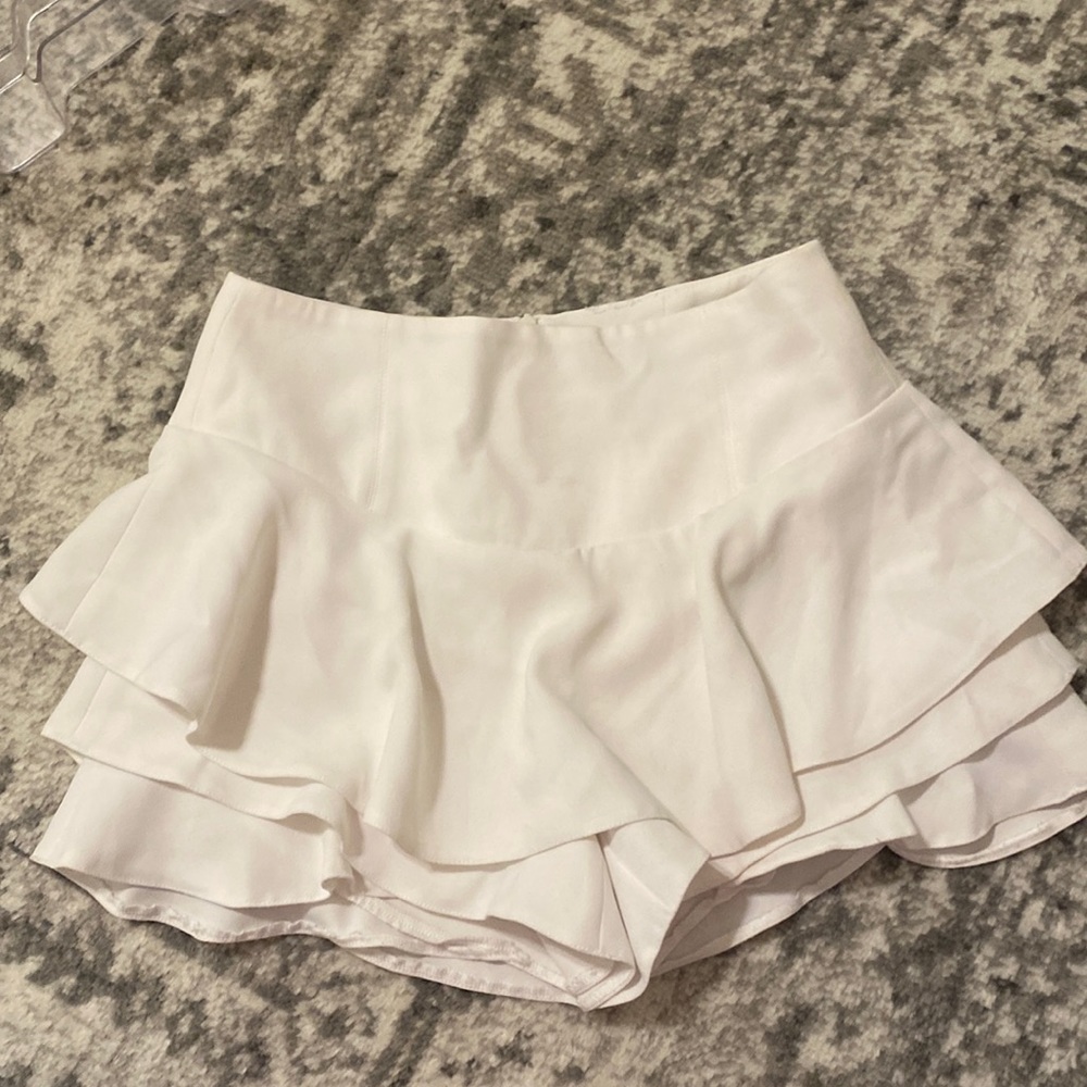 Zara white ruffle skort